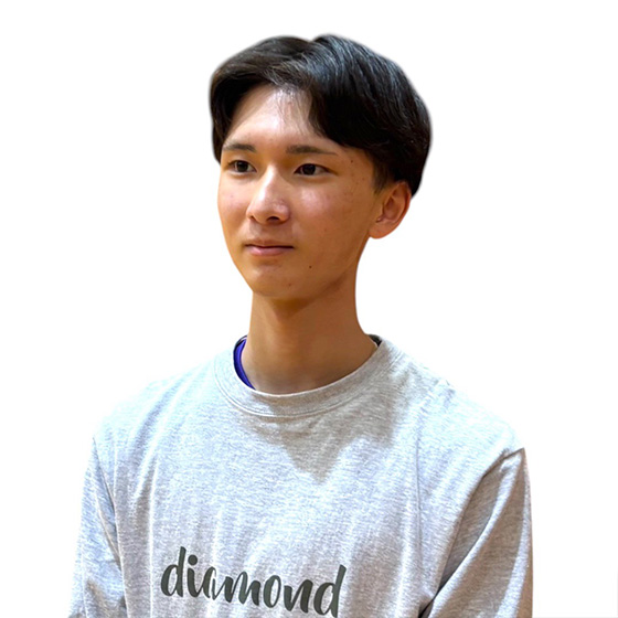 高岡 秋汰コーチ